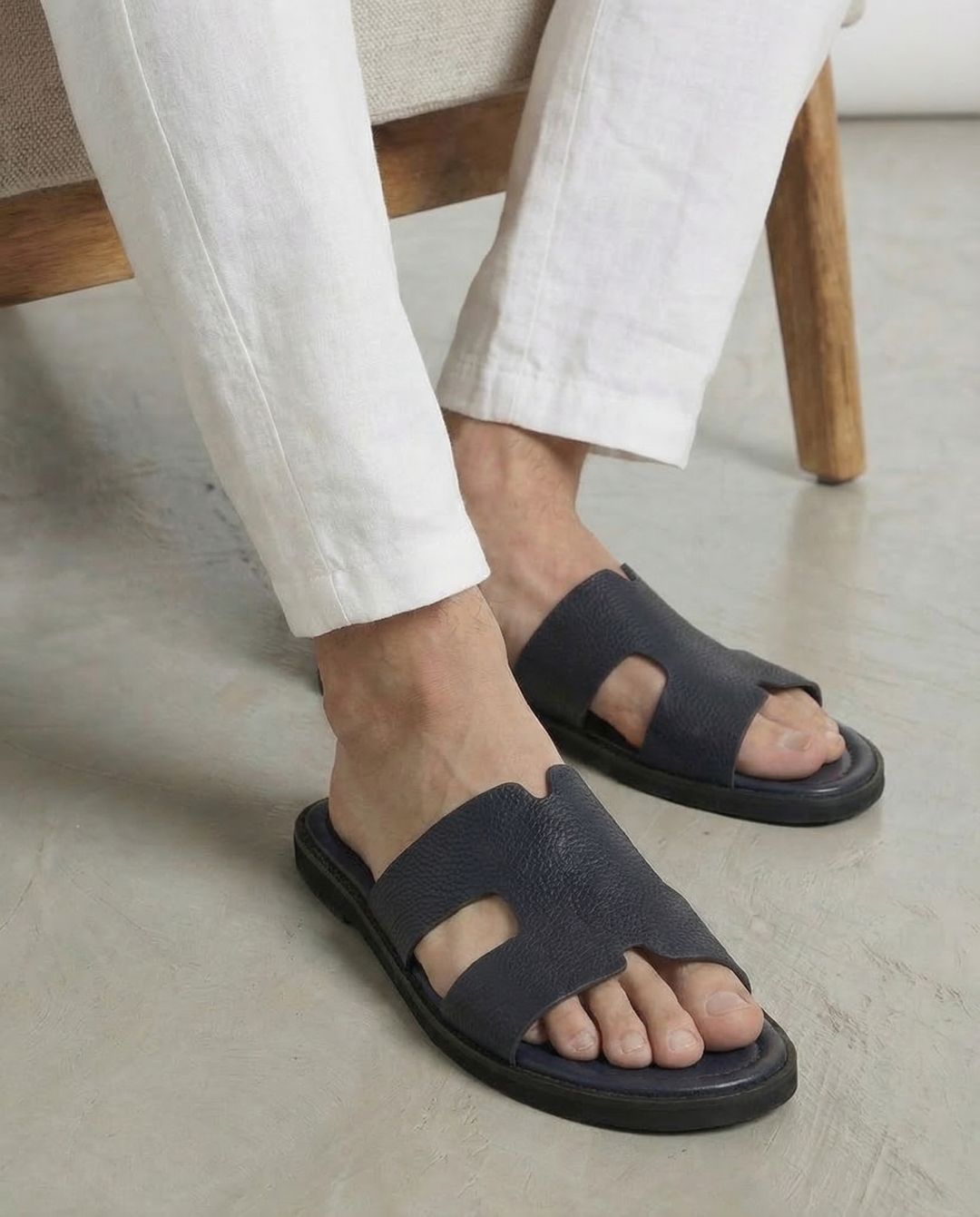 Купить Сандалии FARGONI