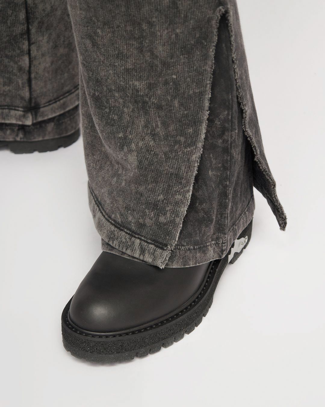 Купить Брюки DIESEL