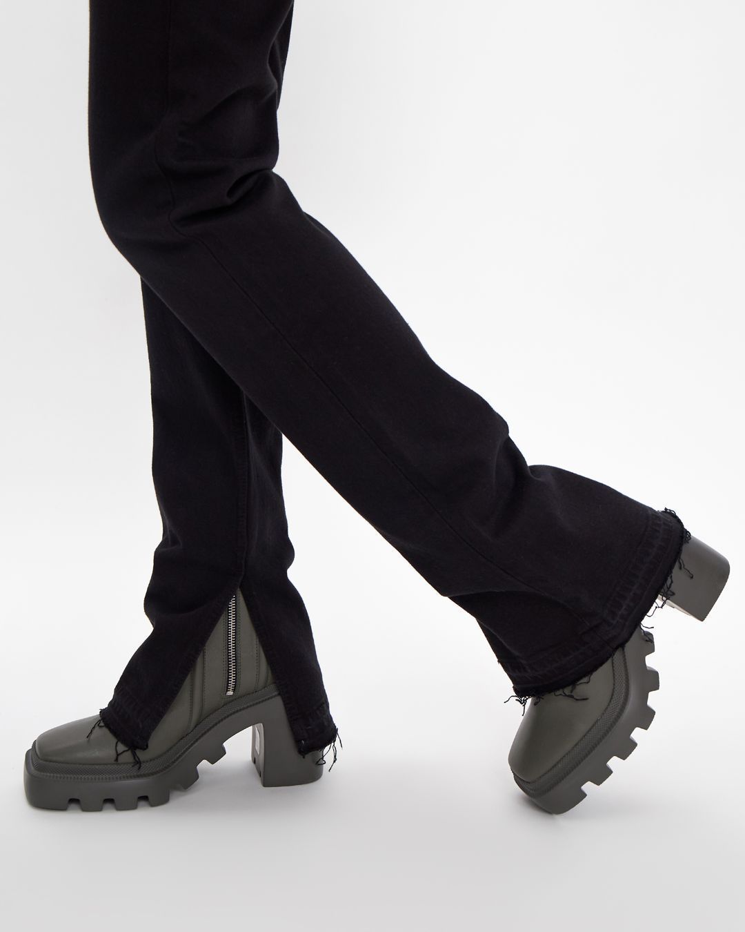 Купить Ботильоны VIC MATIE