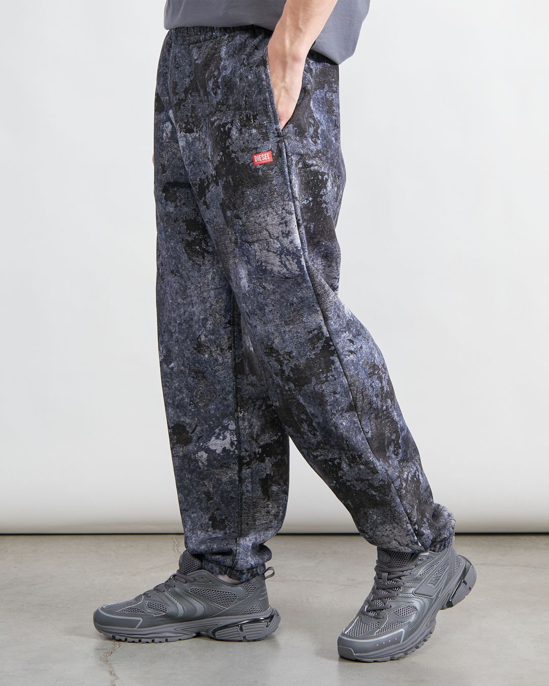 Купить Брюки DIESEL