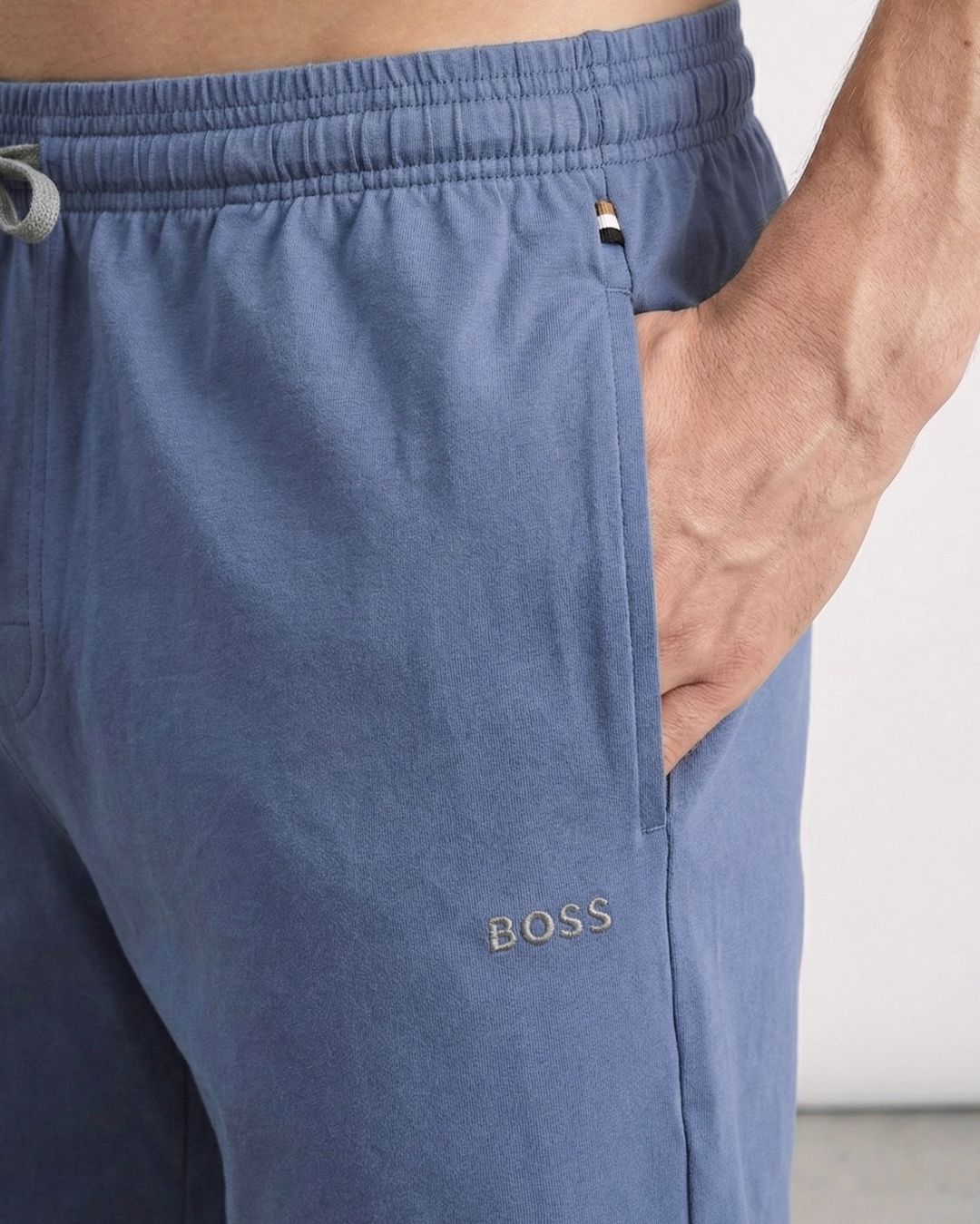 Купить Шорты HUGO BOSS