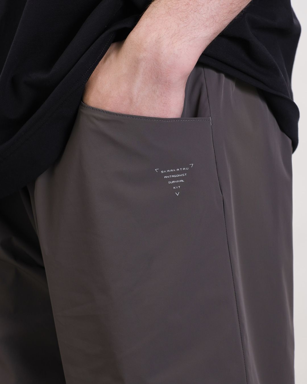 Купить Шорты KRAKATAU