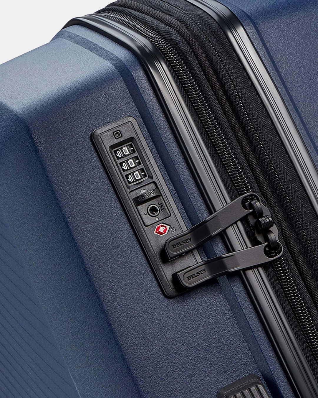 Купить Чемодан DELSEY