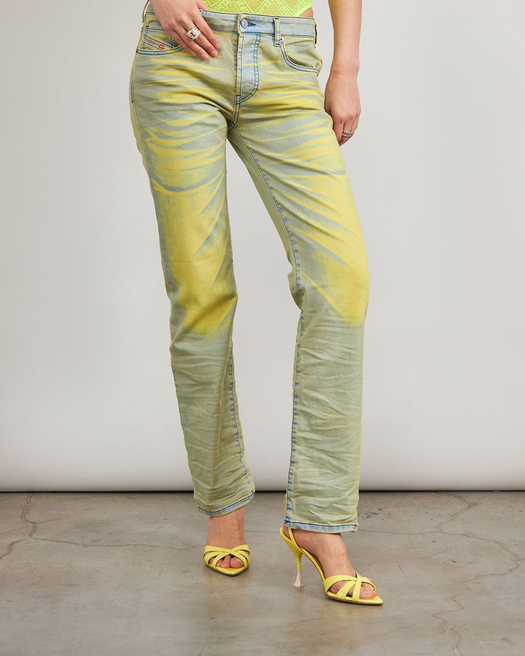 Купить Джинсы DIESEL