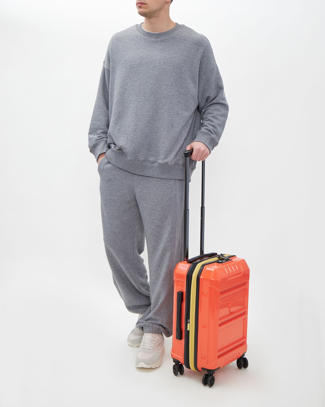 Купить Чемодан DELSEY