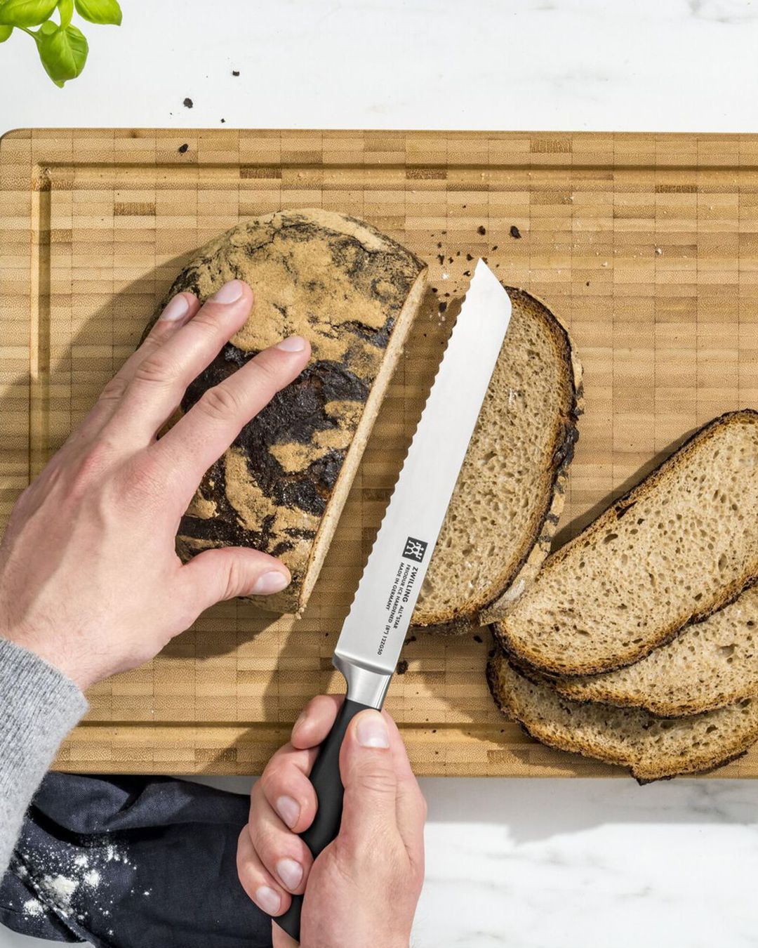 Купить Нож для хлеба ZWILLING