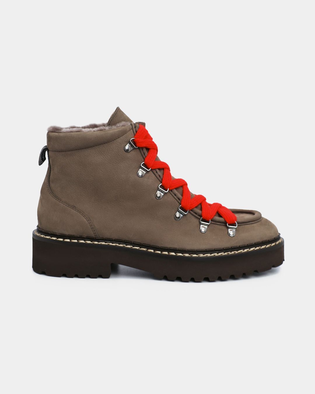 Купить Ботинки DOUCALS