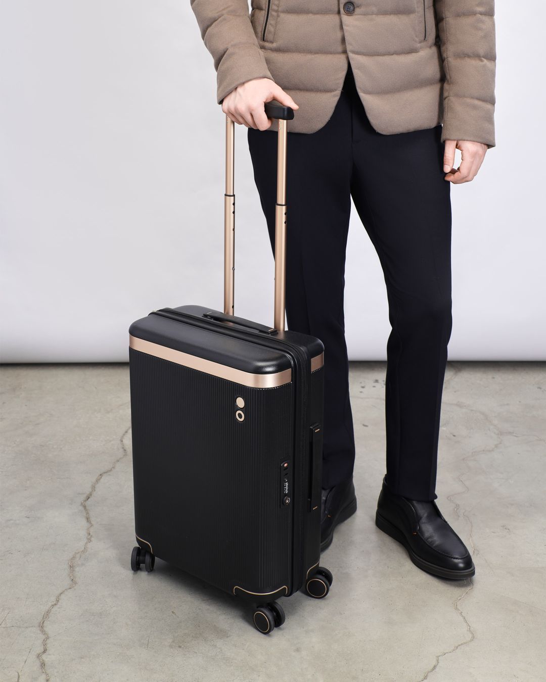 Купить Чемодан ECHOLAC