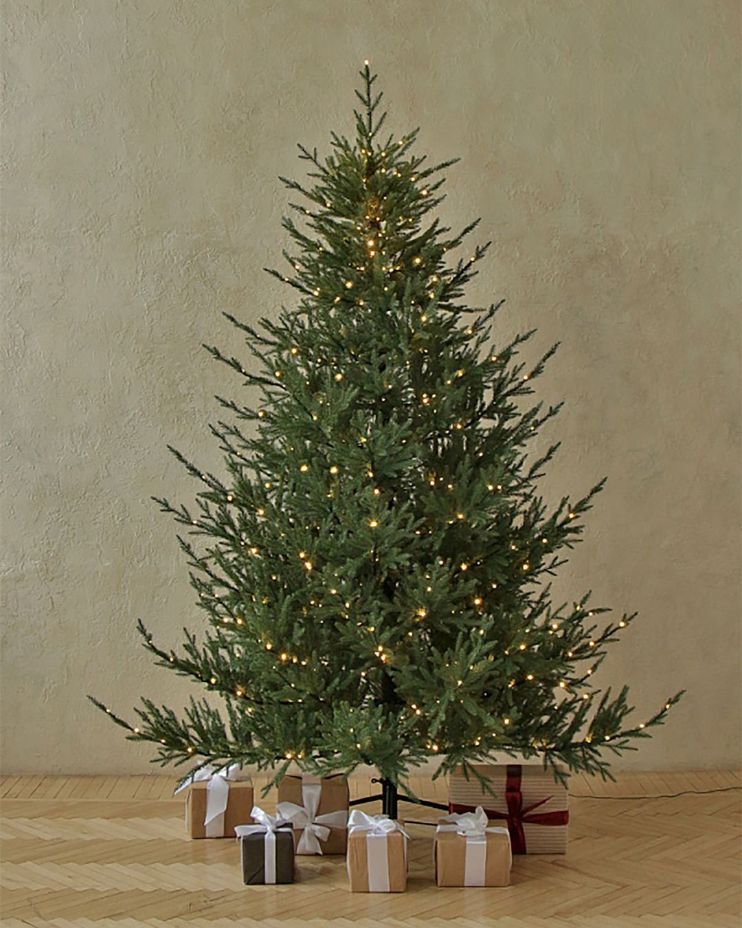 Купить Елка искусственная 180 см MAX Christmas