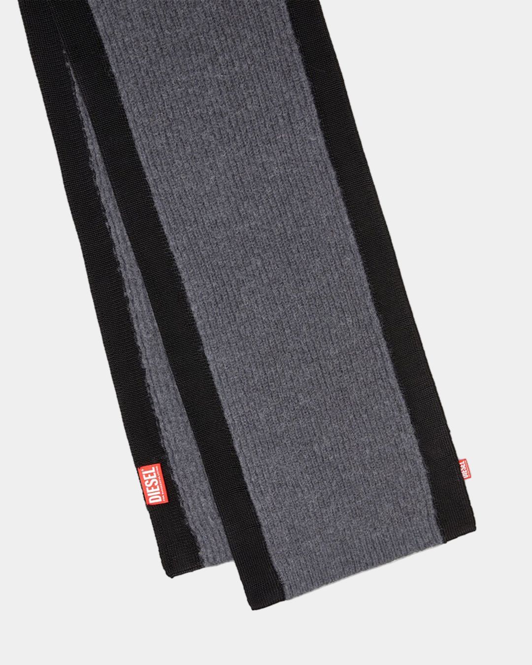 Купить Шарф DIESEL