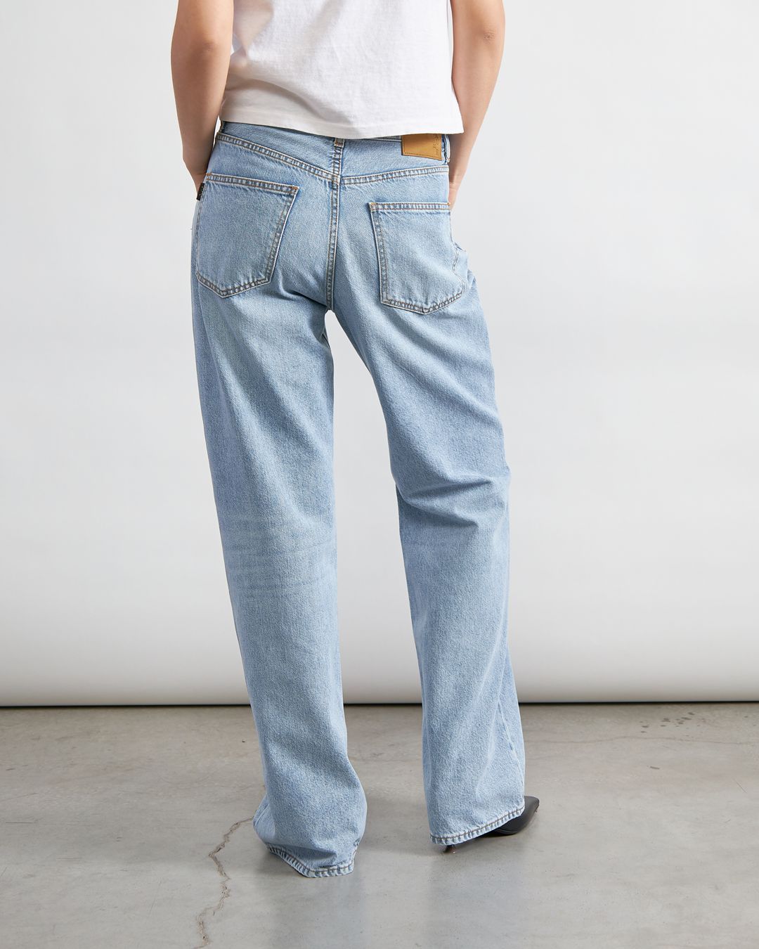 Купить Джинсы HAIKURE