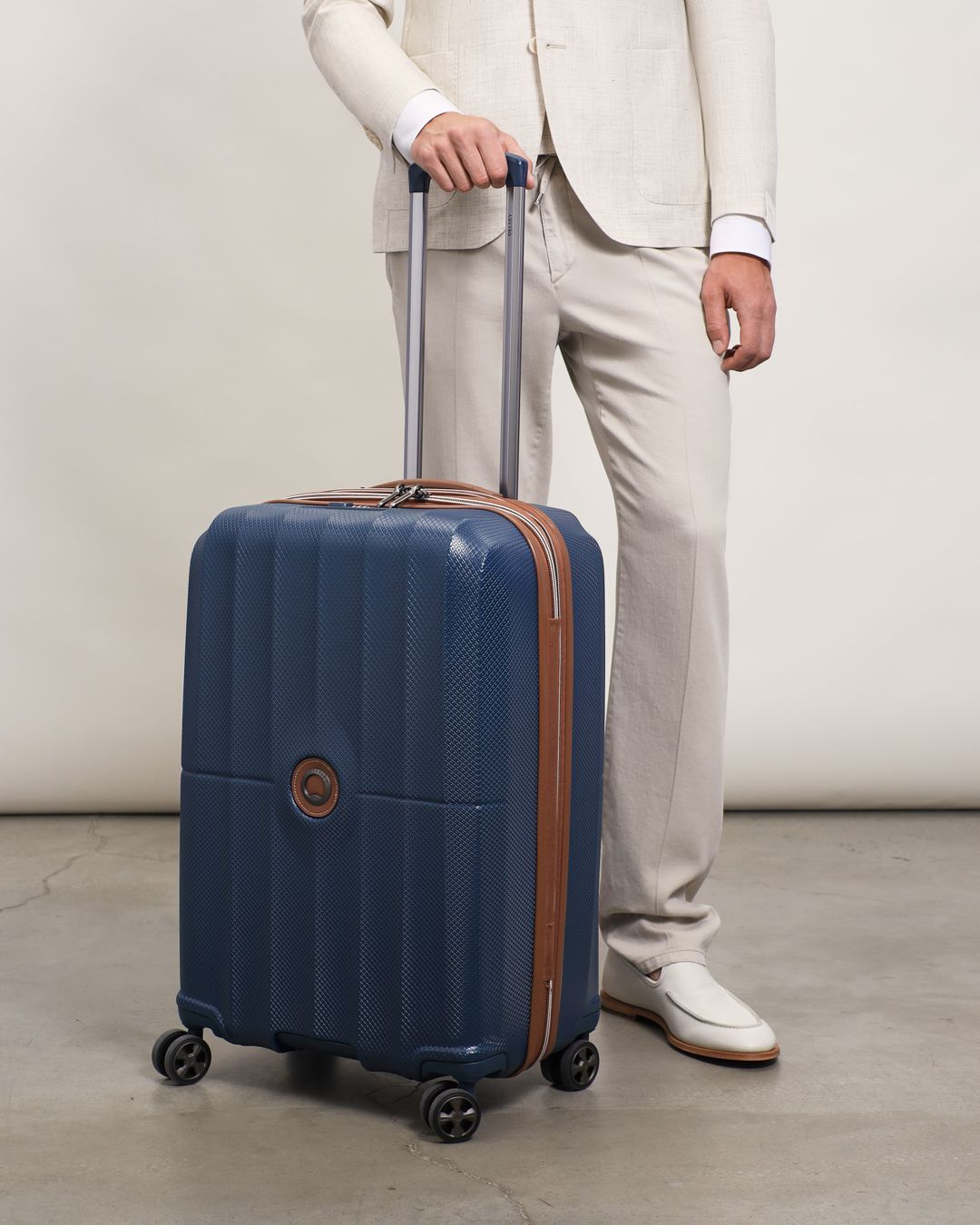 Купить Чемодан DELSEY