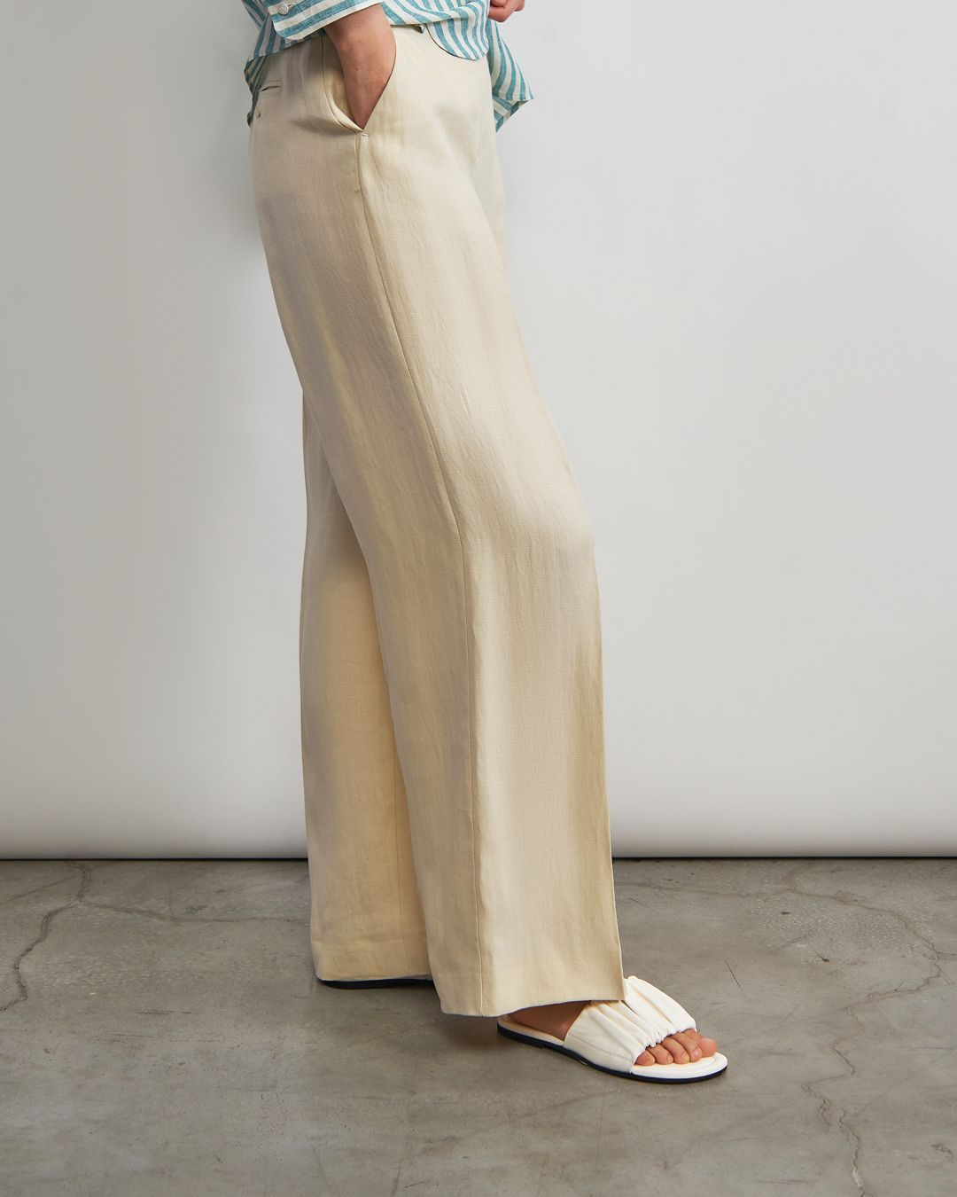 Купить Брюки WEEKEND MAX MARA