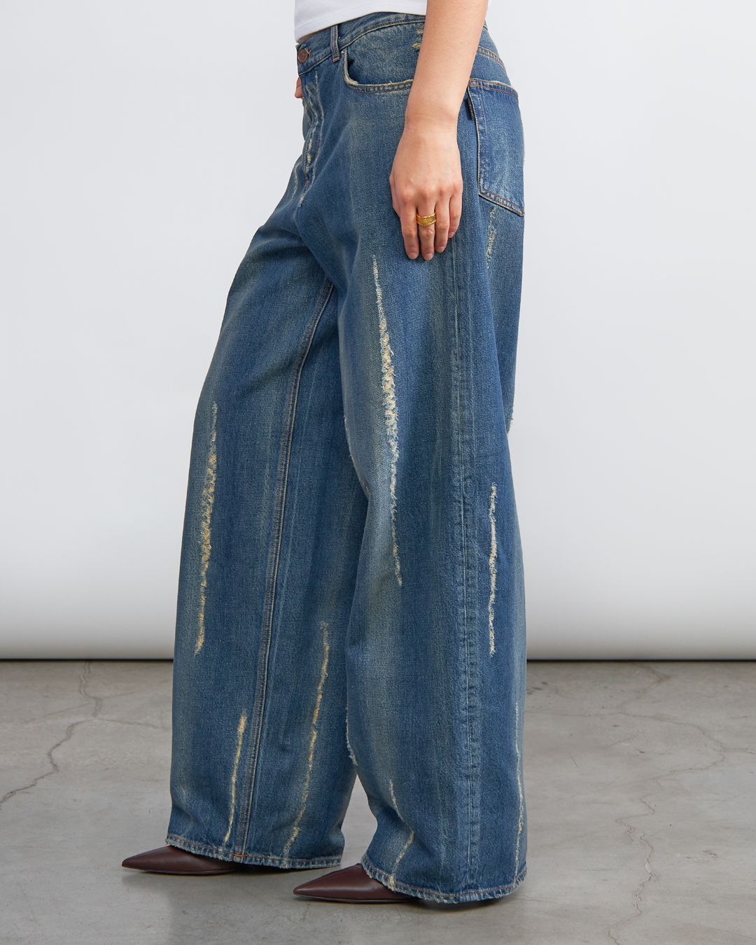 Купить Джинсы HAIKURE