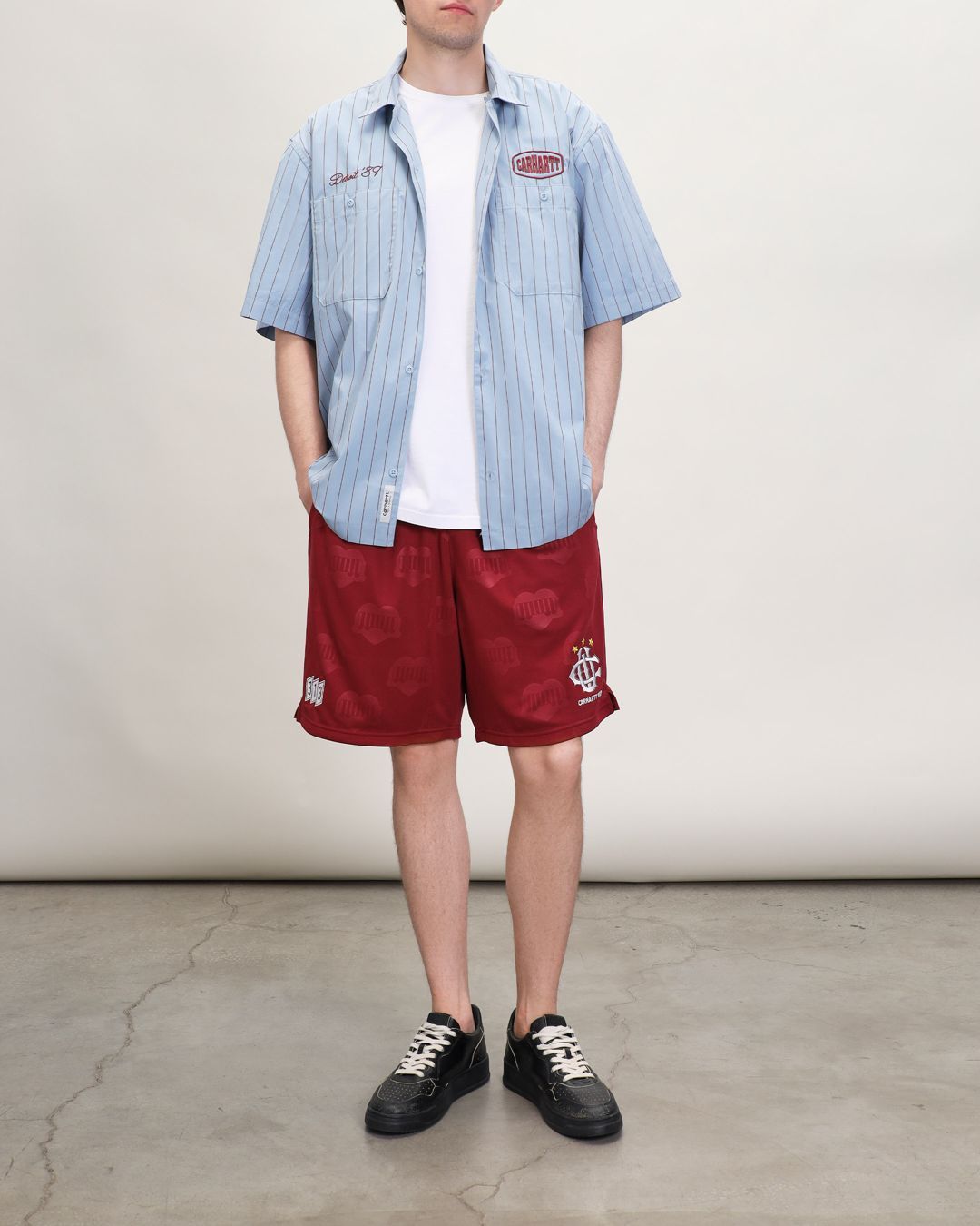 Купить Шорты CARHARTT WIP