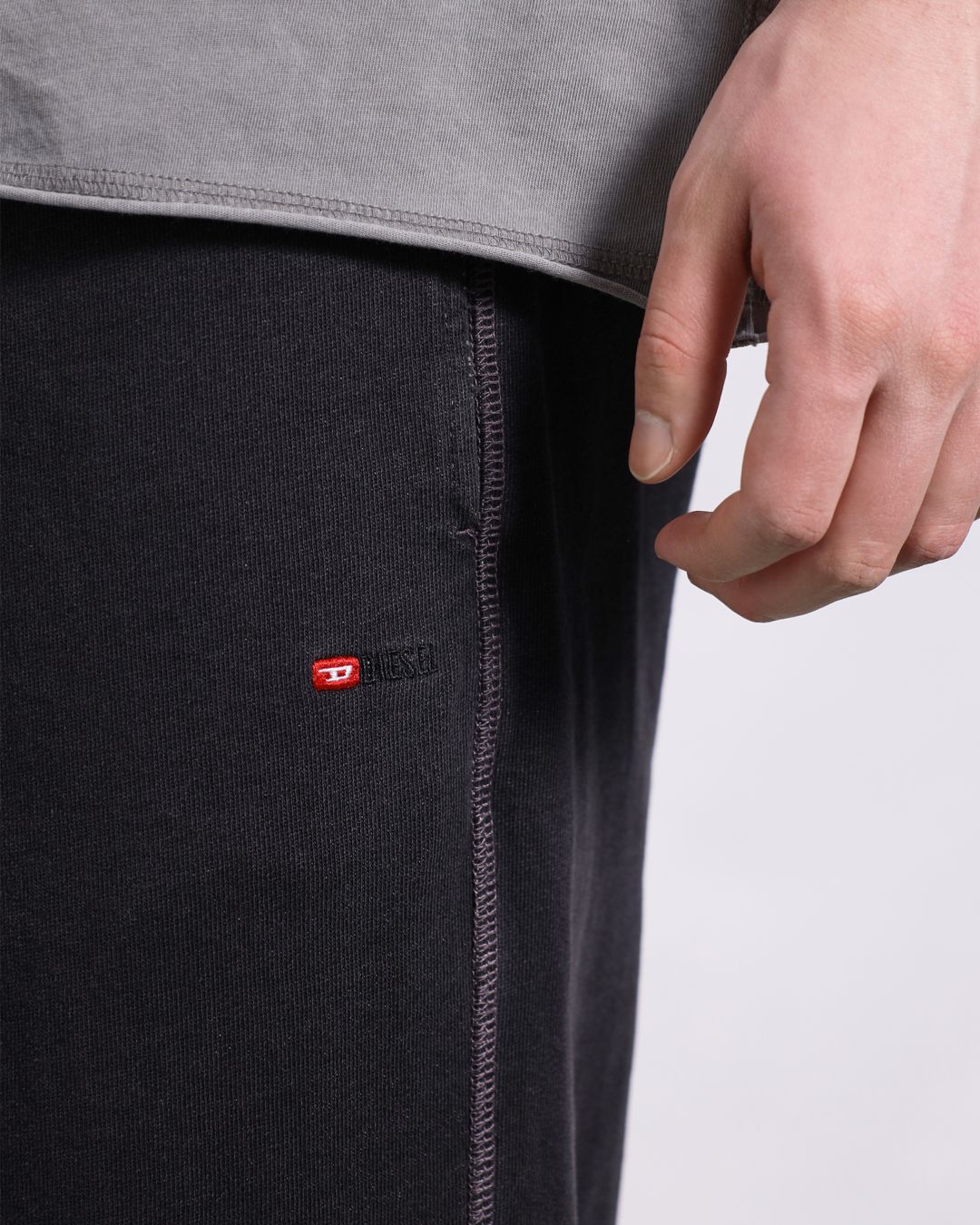 Купить Брюки DIESEL