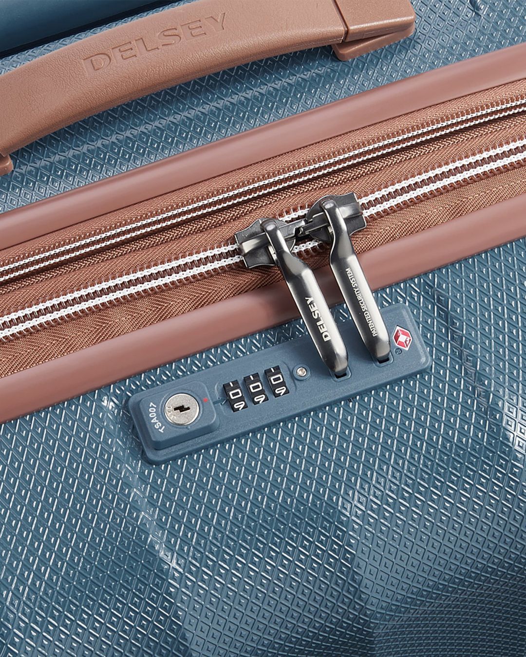 Купить Чемодан DELSEY