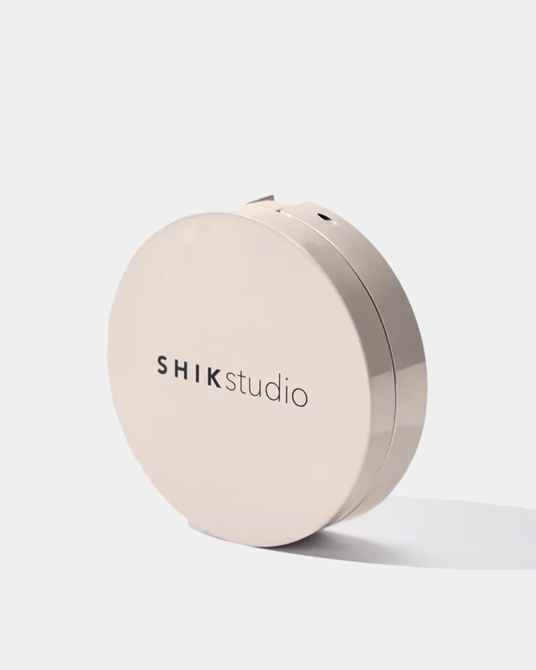 Купить Пудра для лица компактная матирующая 01 SHIK