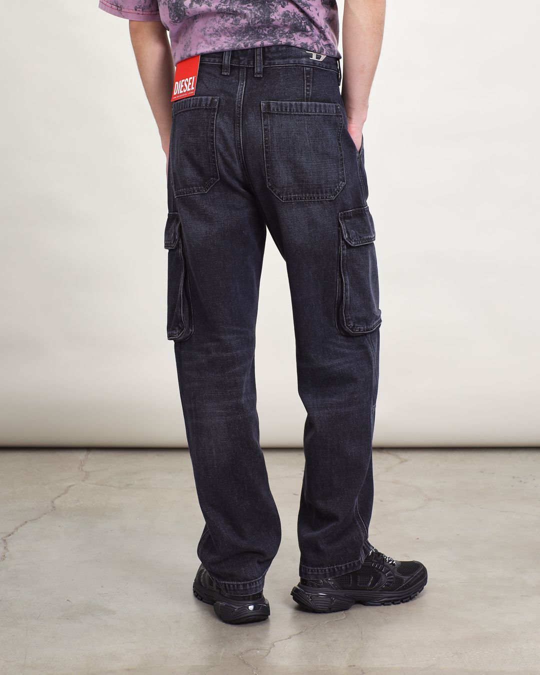 Купить Джинсы DIESEL