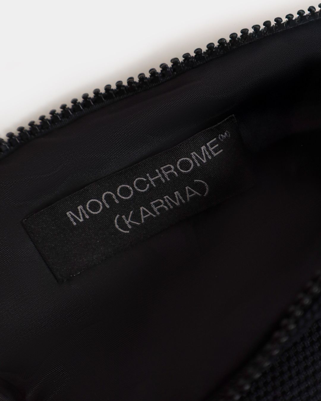 Купить Косметичка MONOCHROME