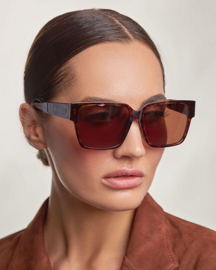 Купить Очки BOTTEGA VENETA SUNGLASSES