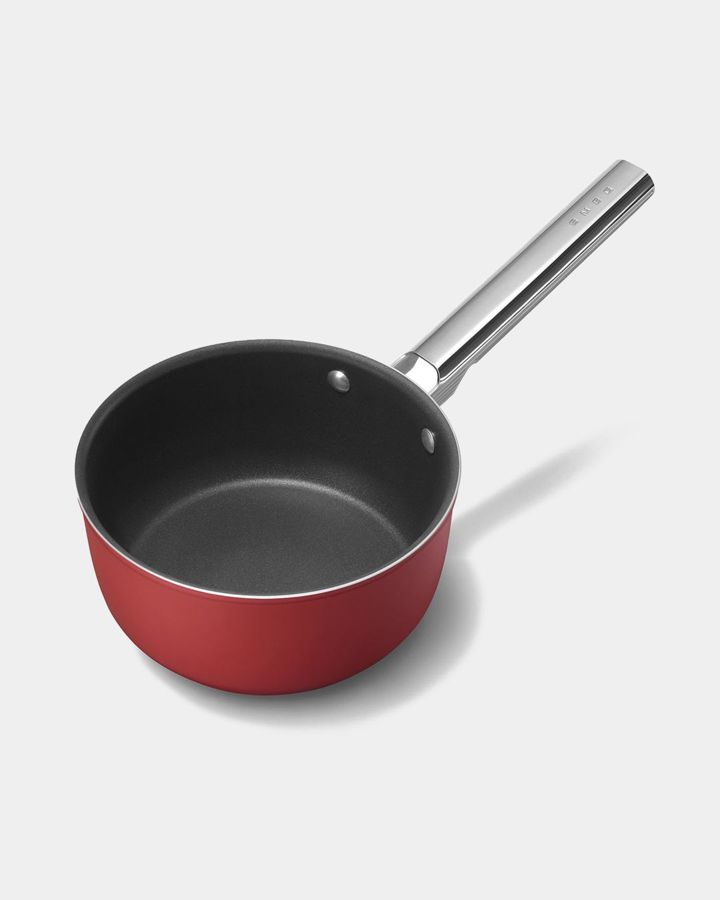 Купить Сотейник с крышкой 20 см SMEG