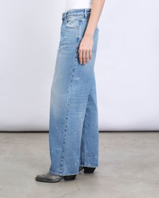 Купить Джинсы KSUBI