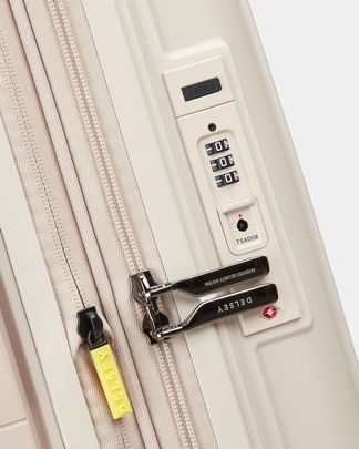 Купить Чемодан DELSEY