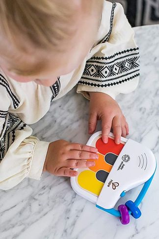 Купить Мини пианино волшебное прикосновение HAPE