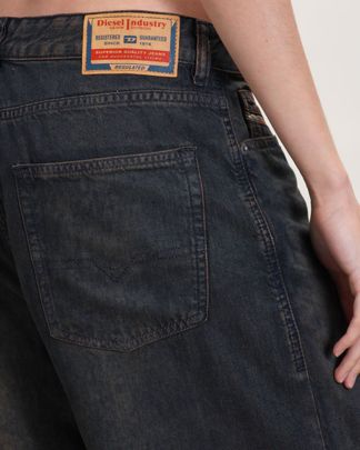 Купить Джинсы DIESEL