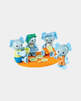 Купить Фигурки животных семья слонов 4 предмета в наборе HAPE