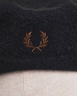 Купить Берет FRED PERRY