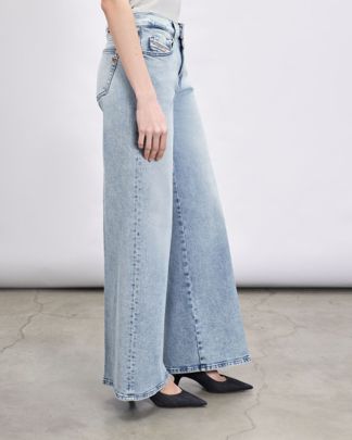 Купить Джинсы DIESEL