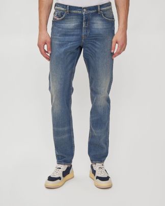 Купить Джинсы DIESEL
