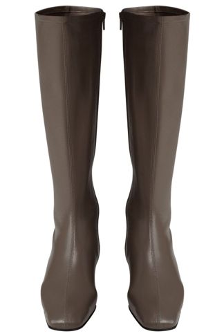 Купить Сапоги BY FAR