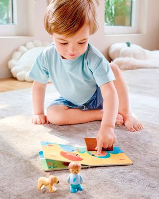 Купить Игровой набор "играем вместе" мальчик и собака HAPE