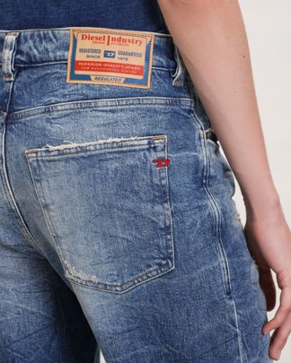 Купить Джинсы DIESEL