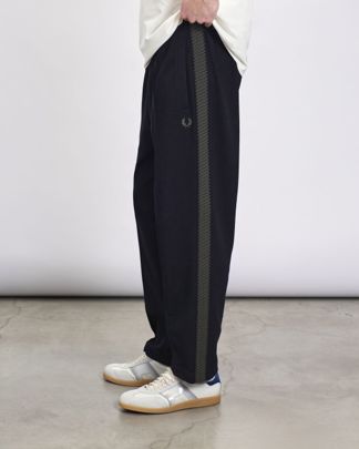 Купить Брюки FRED PERRY