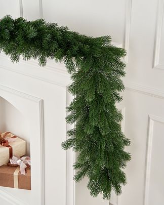 Купить Гирлянда еловая MAX Christmas