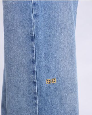 Купить Джинсы KSUBI