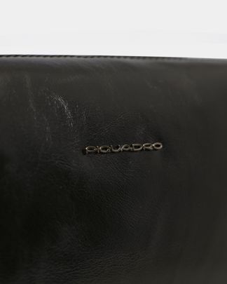 Купить Косметичка PIQUADRO