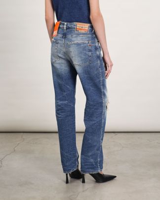 Купить Джинсы DIESEL