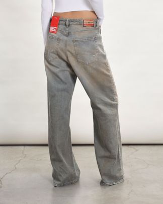 Купить Джинсы DIESEL