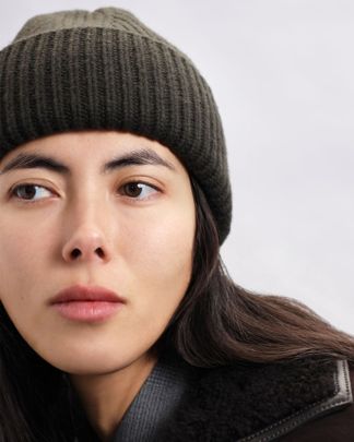 Купить Шапка YVES SALOMON